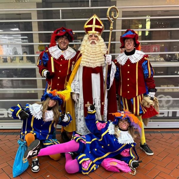 Sint en 4 pieten