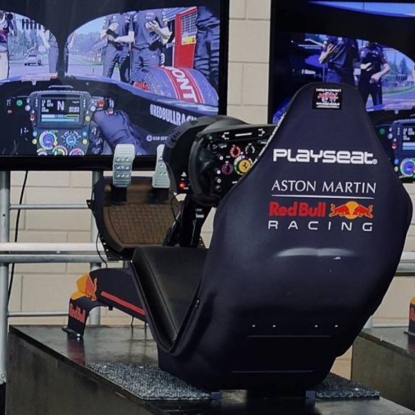 F1 RedBull Race Simulator