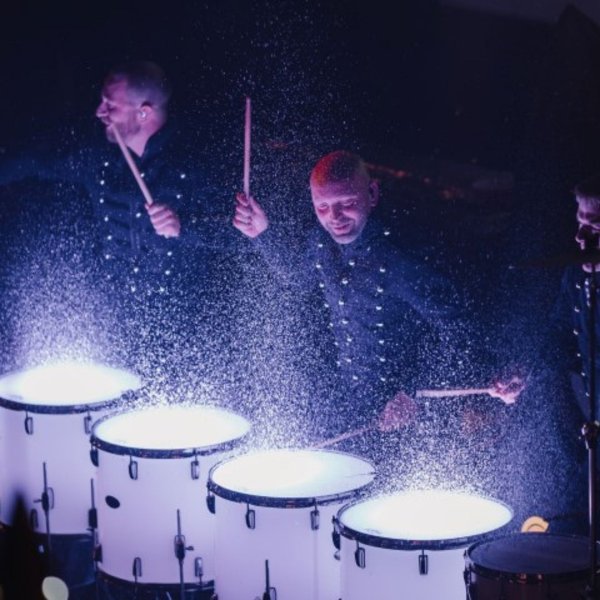 Splashing Led Drums