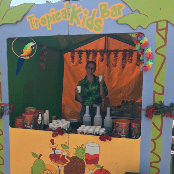 kids cocktail bar