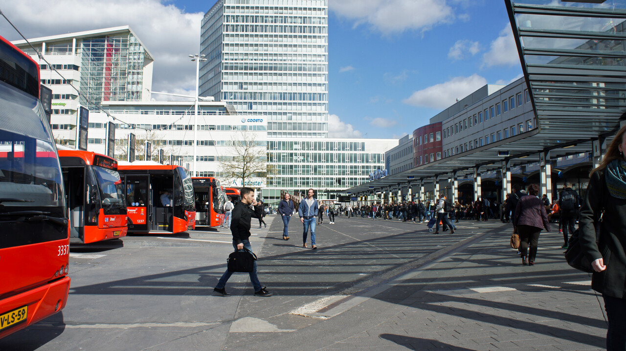 Bussenplein Neckerspoel