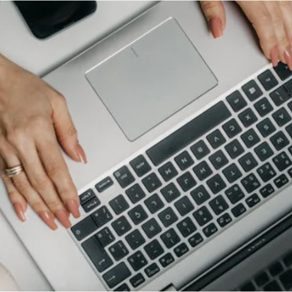 Hersenen in een opgelichte lichtbal