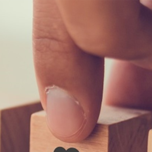 Hersenen in een opgelichte lichtbal