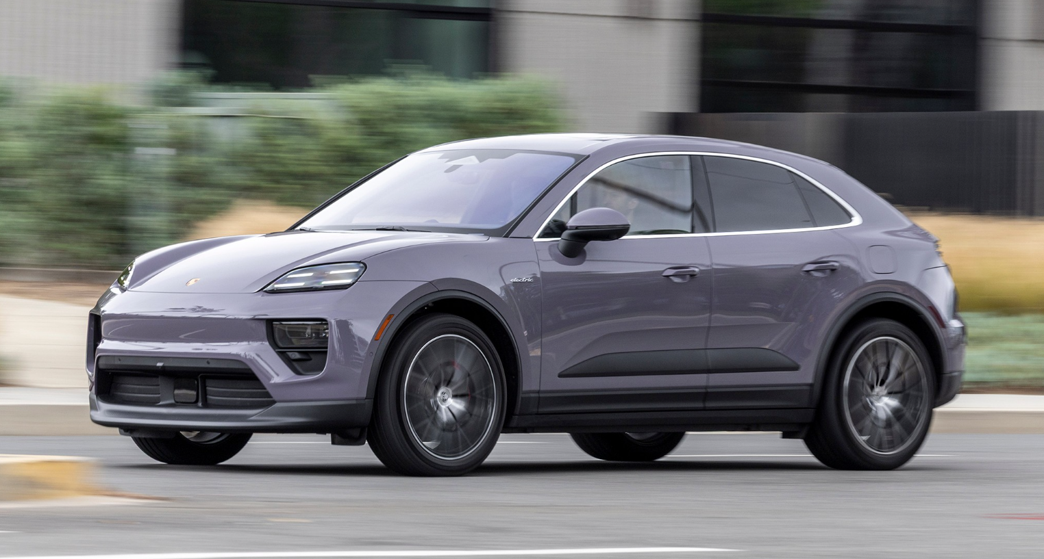 2025 Porsche Macan 4S