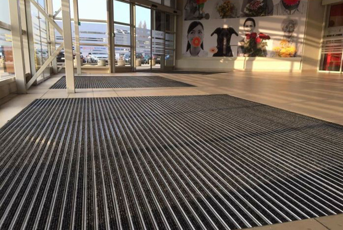 Illustration - Les tapis REPS : comment bien les nettoyer en fonction de leur zone et du type de revêtement