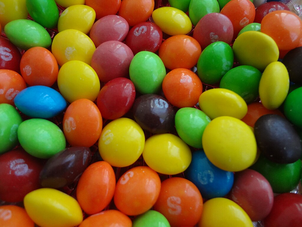 RFK Jr. announces ban on all petroleum-based synthetic food dyes, including red dye No. 40