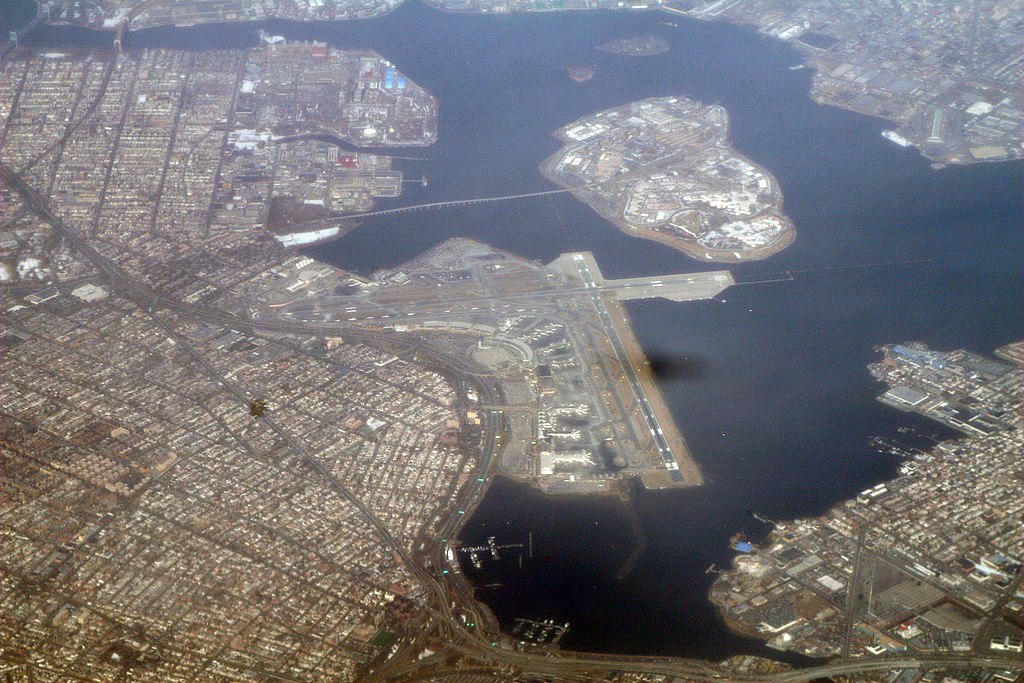 Federal judge seizes control of Rikers Island from NYC