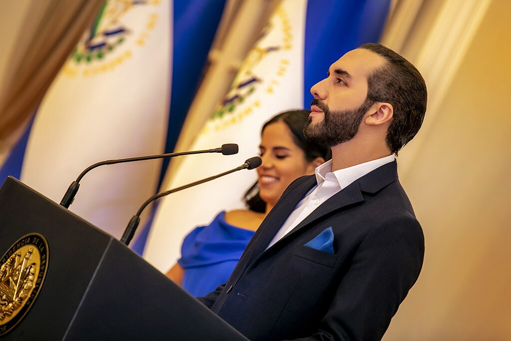 ICYMI: El Salvador for takes gang members deported from U.S.