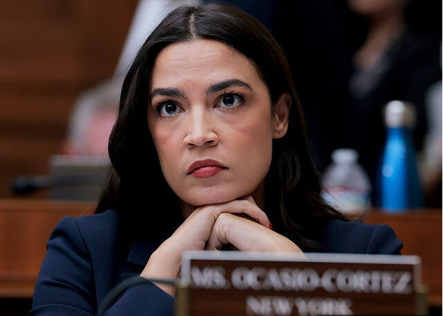 Ocasio-Cortez Warns: Trump Admin Will Have a ‘Problem’ if More Democrats Arrested