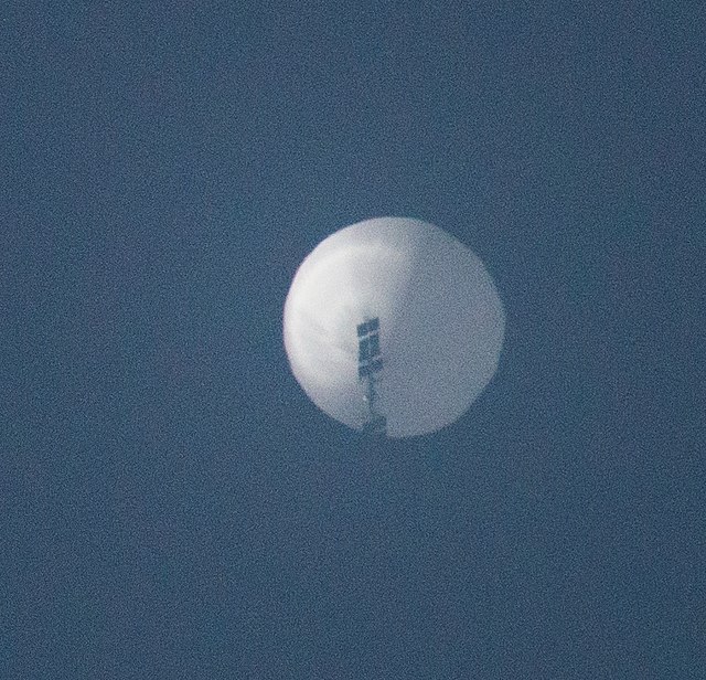 U.S. tracking balloon of unknown origin over American airspace
