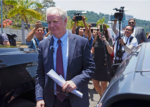 El Salvador Blocks Sen. Van Hollen’s Visit with Deported Illegal Alien