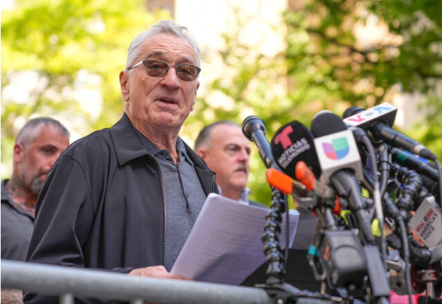 ‘F*ck You’: Crowd Shouts Down Robert De Niro Outside New York Courthouse