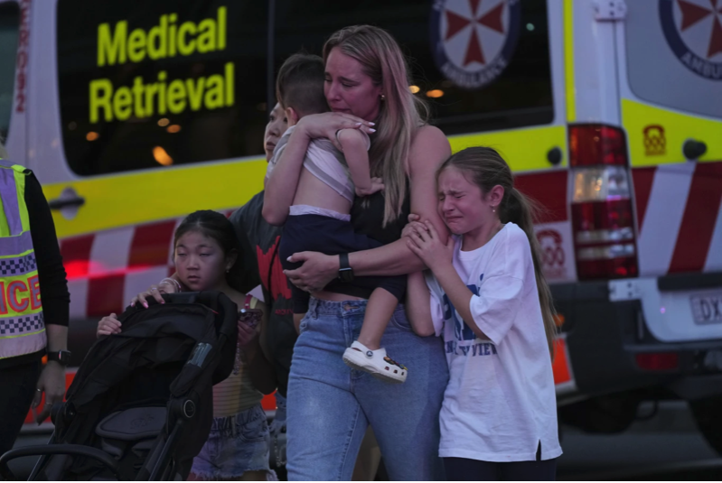 Horror In Sydney: Madman Fatally Stabs 6 People, Wounds Several More