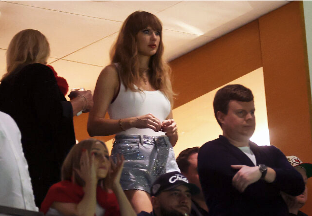 Watch: Taylor Swift Reacts After Being Met with Torrent of Boos at Super Bowl