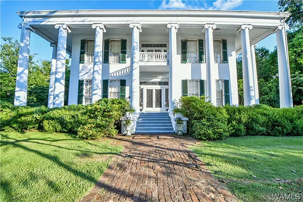 Southern historic mansion