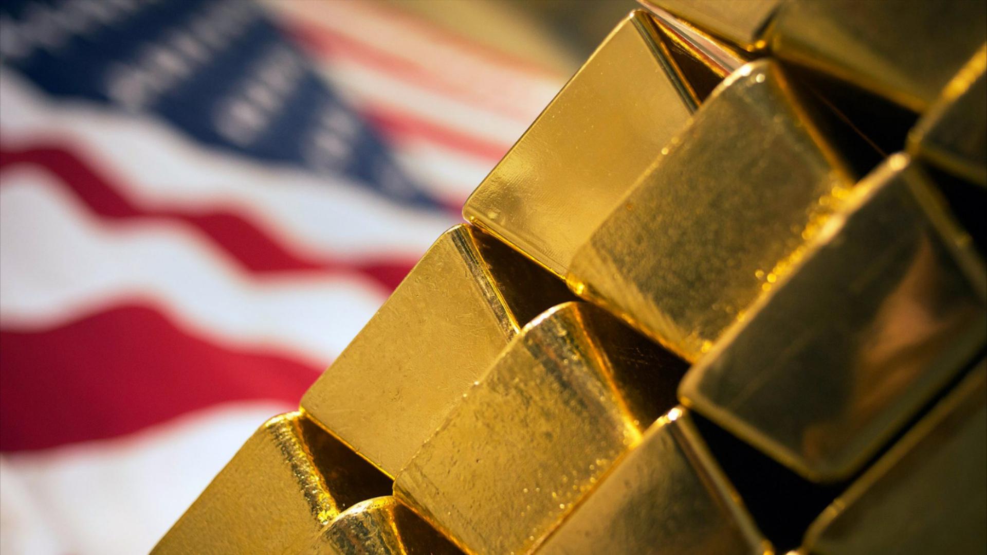 Gold and the US flag