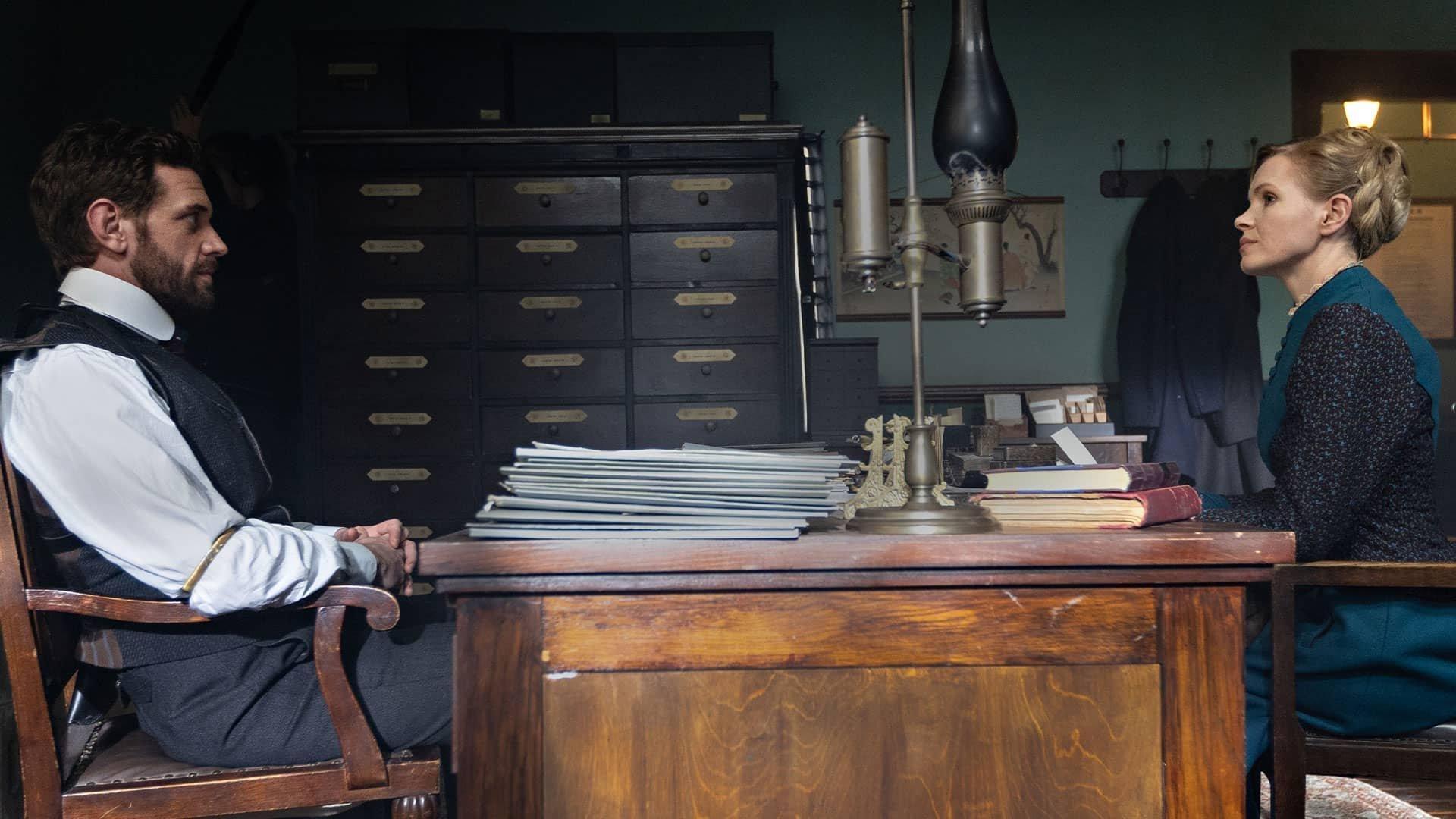 Miss Scarlet on MASTERPIECE