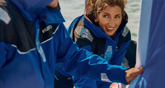 Pamela Lee zeilt solo tijdens een transatlantische trip
