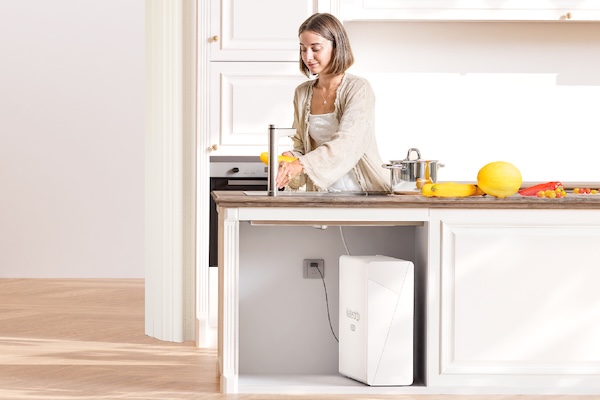 The future of hydration is tankless (and it looks so good under your sink). | Waterdrop