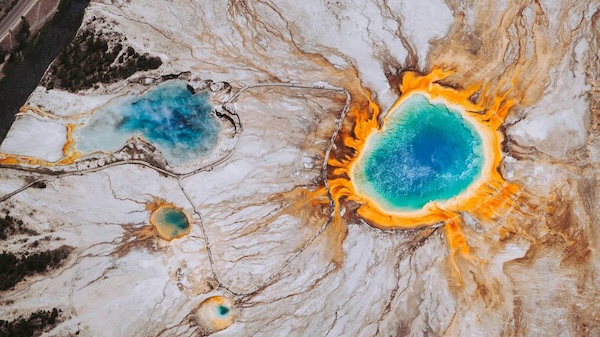 Researchers discover ‘lid’ keeping Yellowstone’s super volcano from erupting | The Sacramento Bee