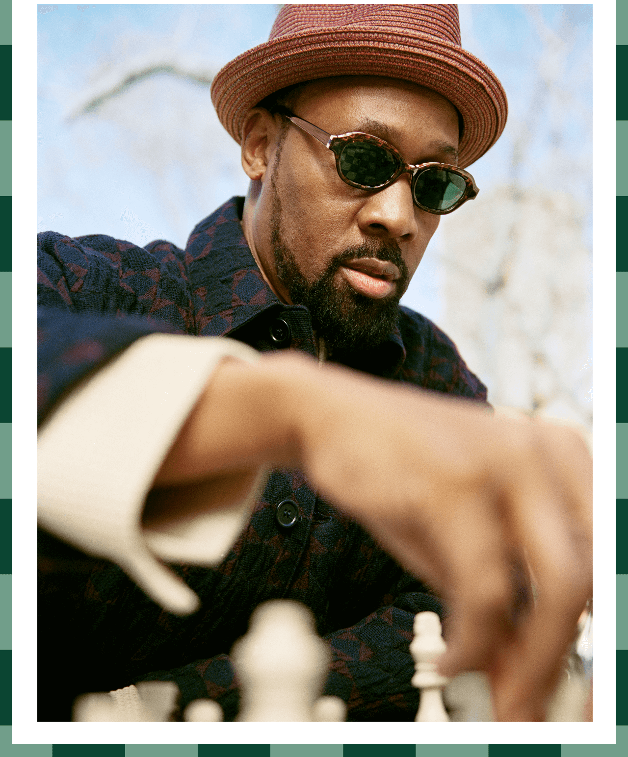 Rza playing chess