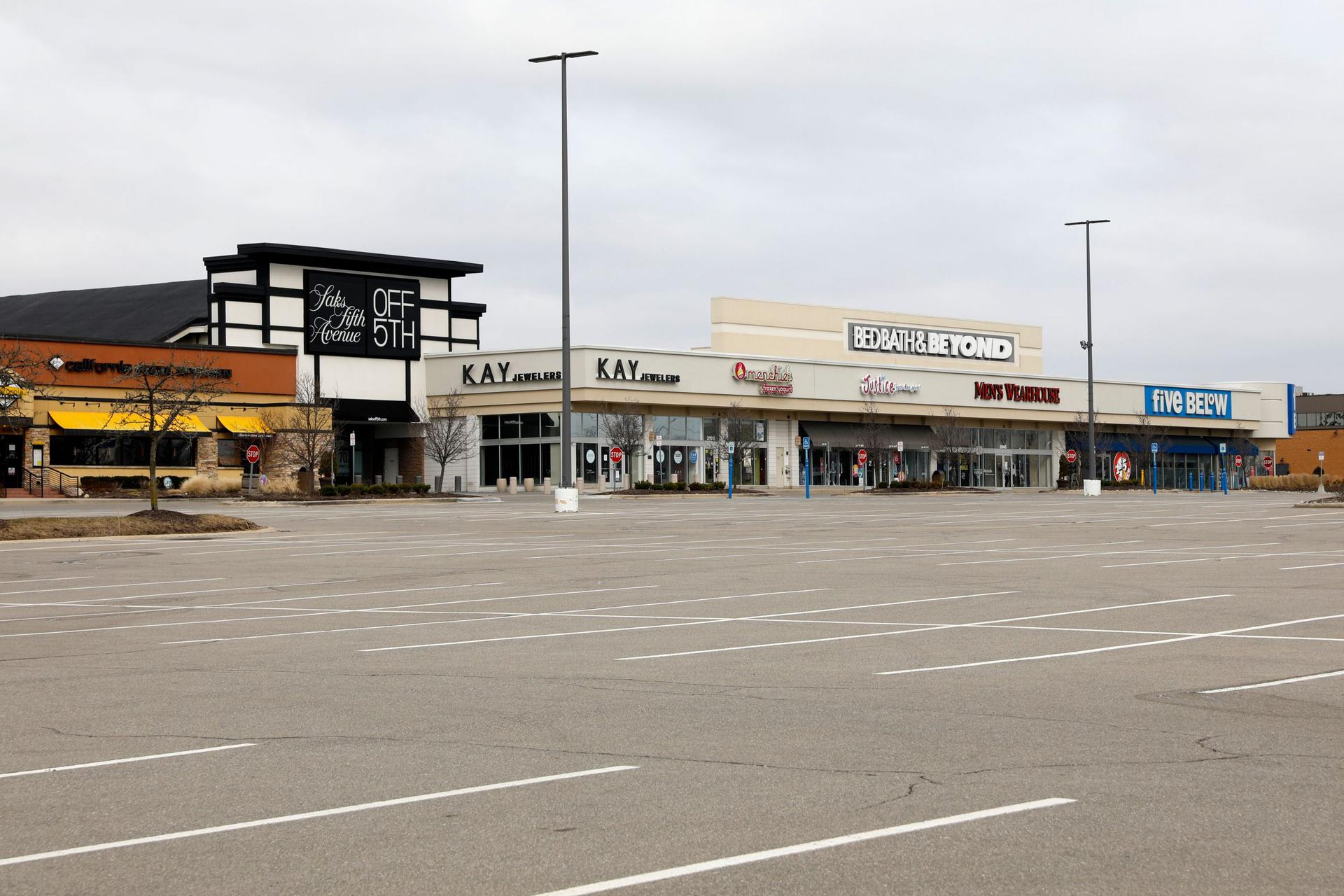 Retailers are laying off thousands.