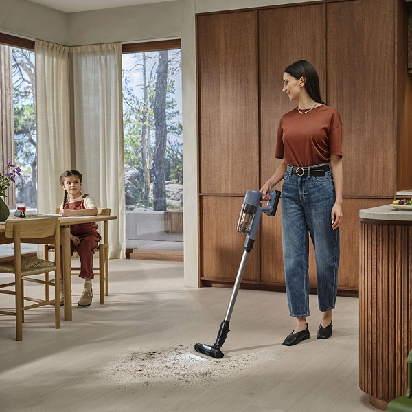 Wychwytuje do 99%* kurzu*