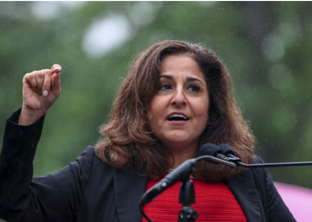 Former Biden Aide Does Not Know Who Ordered President Autopen Signatures