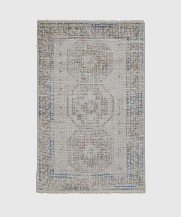 Nora Hand-Knotted Wool Rug