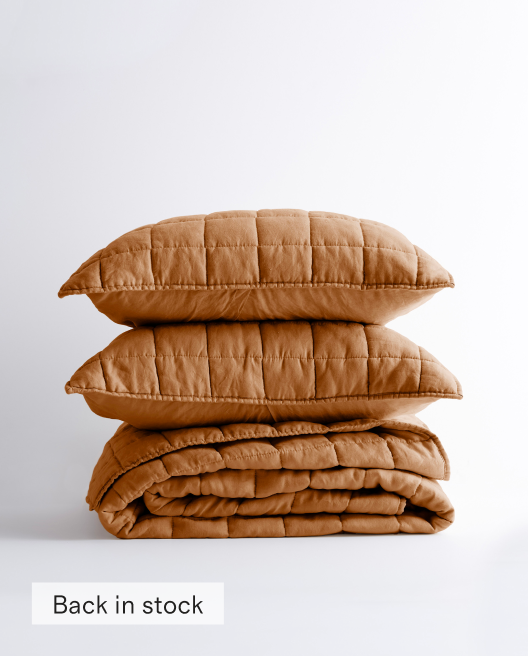 WEuropean Linen Quilt Set