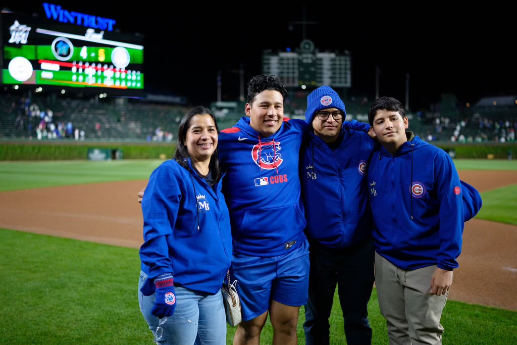 Moisés Ballesteros and his family
