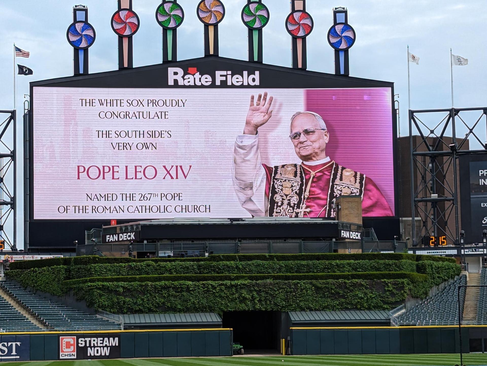 White Sox honor Pope Leo XIV