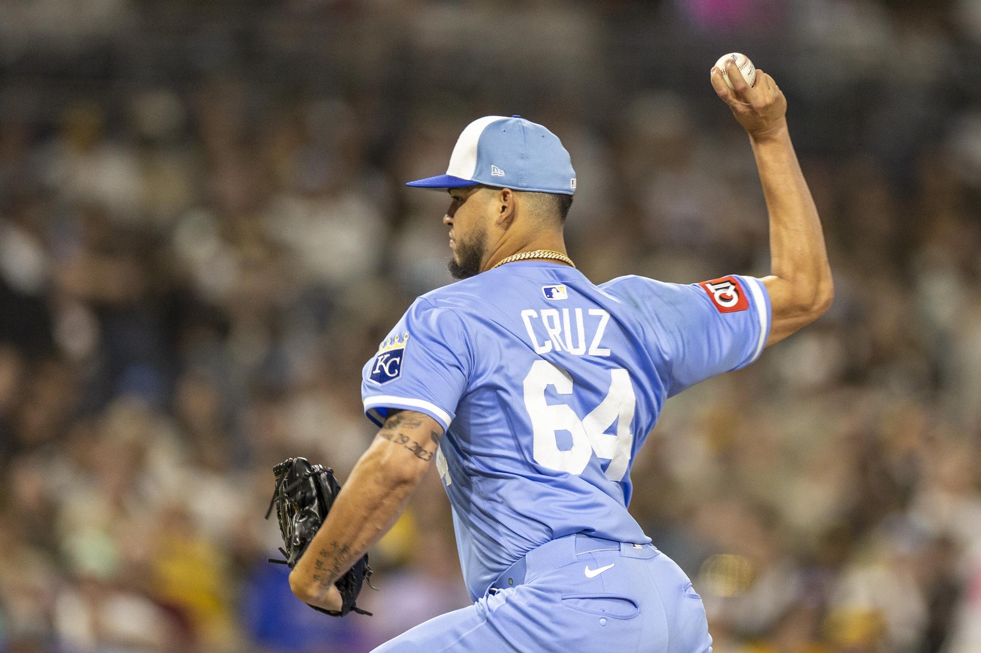 Steven Cruz