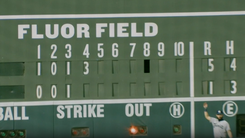 Fluor Field scoreboard