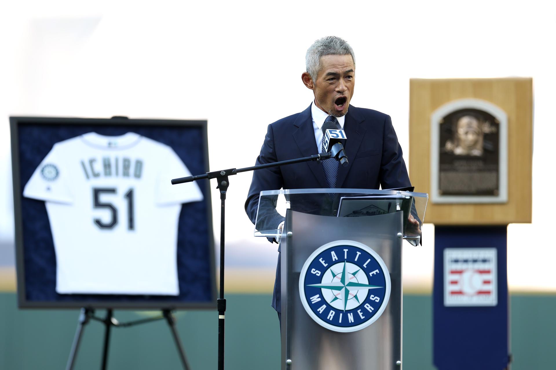 Ichiro Suzuki speaks at his number retirement ceremony