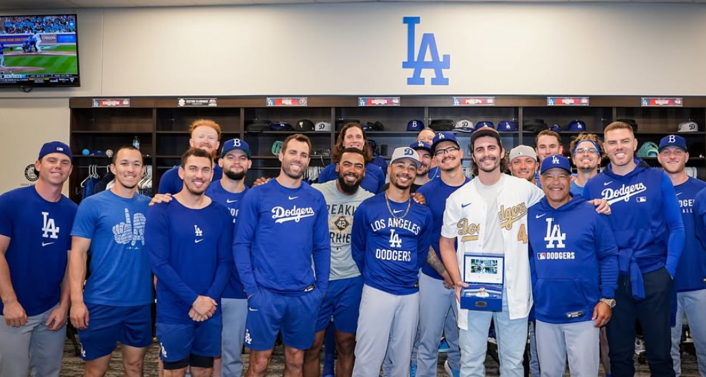 Brent Honeywell receives his World Series ring