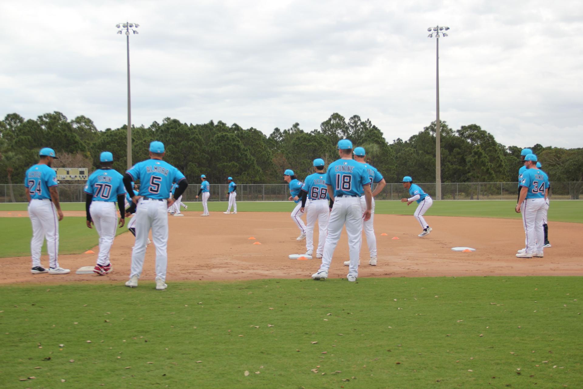 Marlins baserunning drills at Spring Training