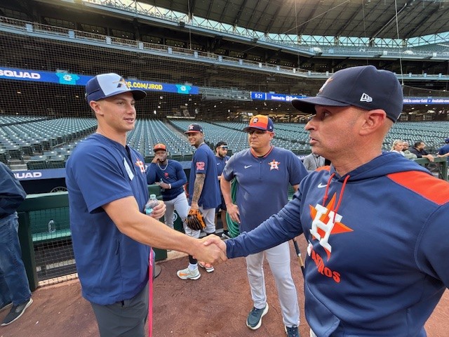 Xavier Neyens visits the Astros at T-Mobile Park