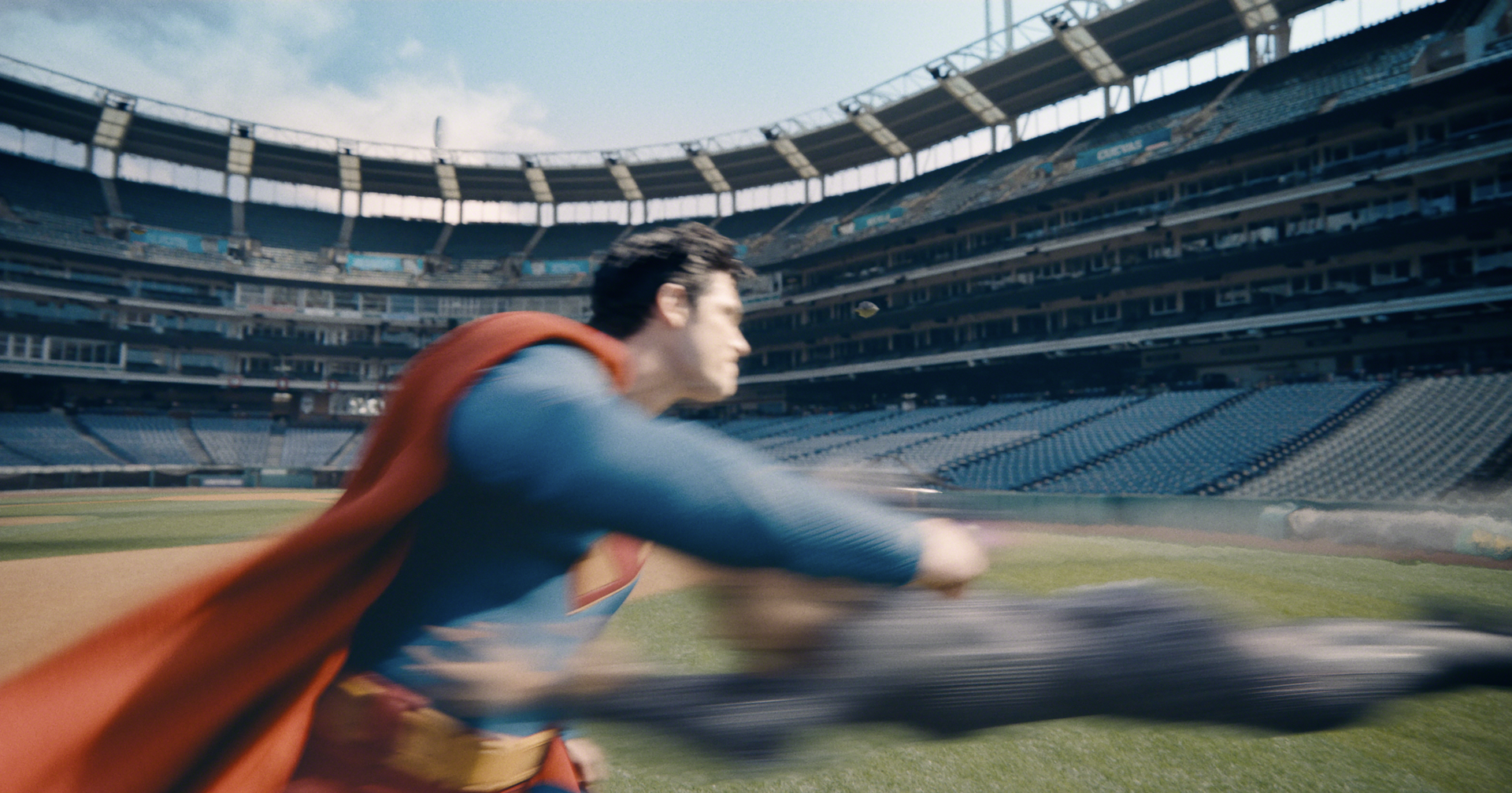 Superman's fight scene with Ultraman 