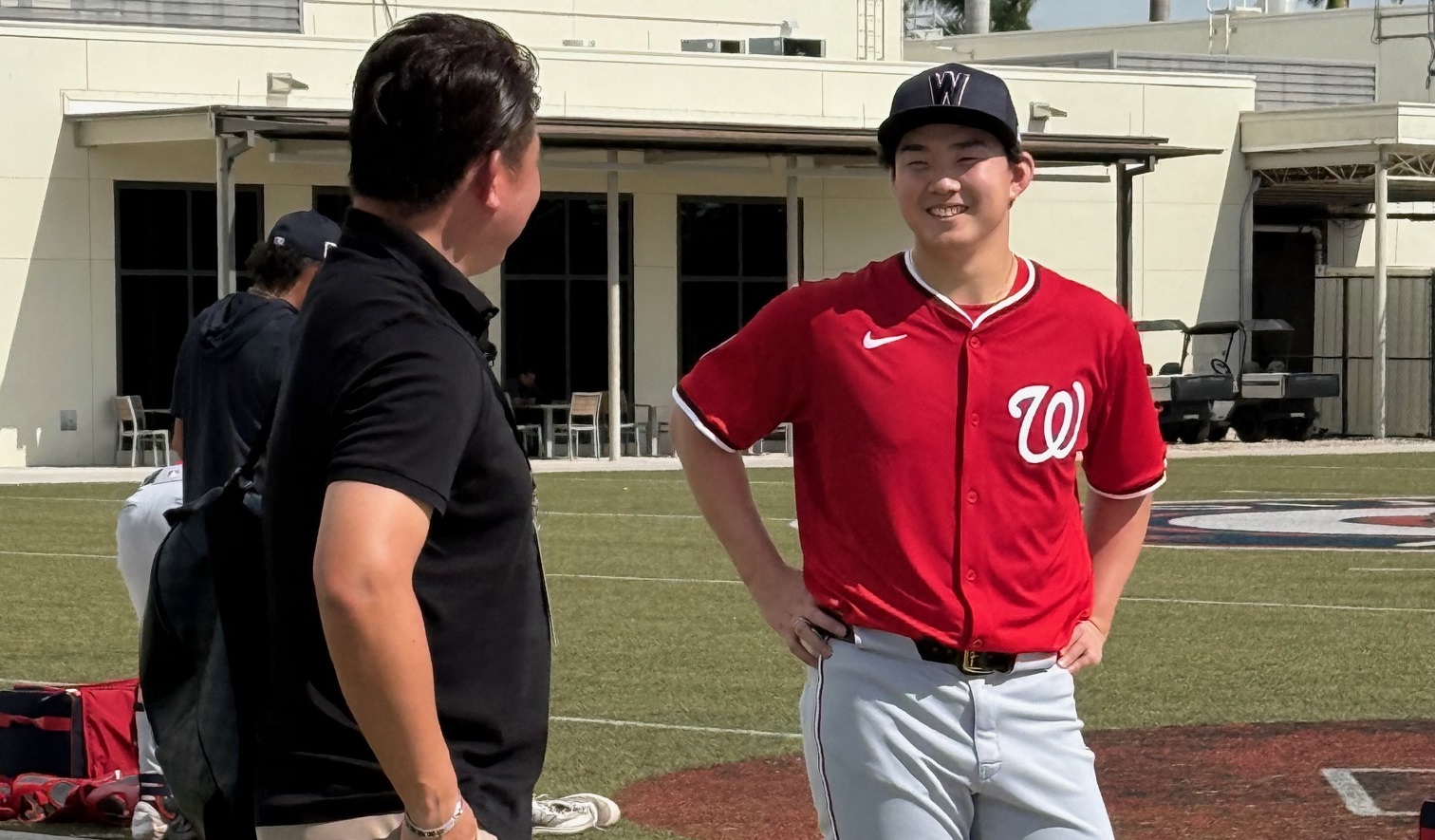 Daisuke Matusaka and Shinnosuke Ogasawara