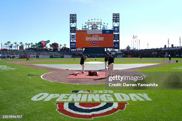 Oracle Park Opening Day