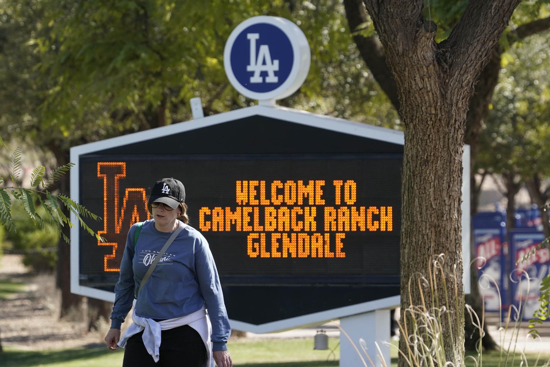 Camelback Ranch sign