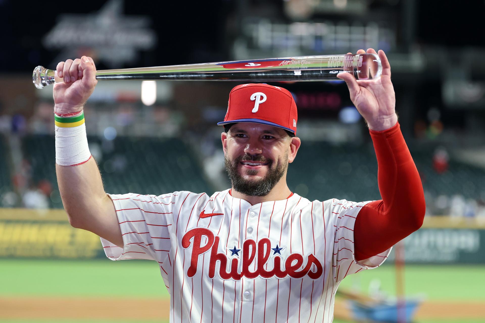 Kyle Schwarber with All-Star Game MVP Award