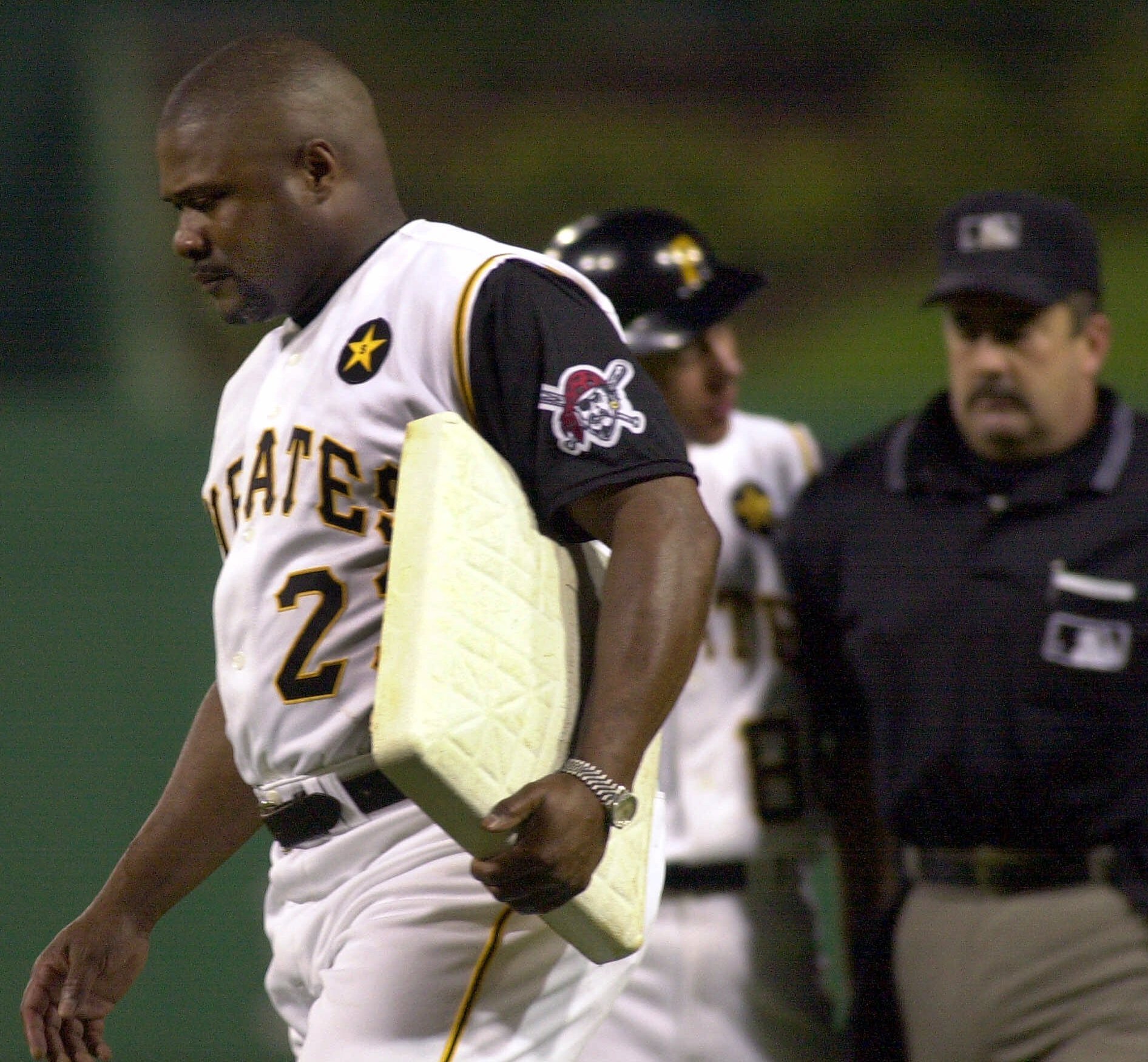 Lloyd McClendon ''steals'' a base