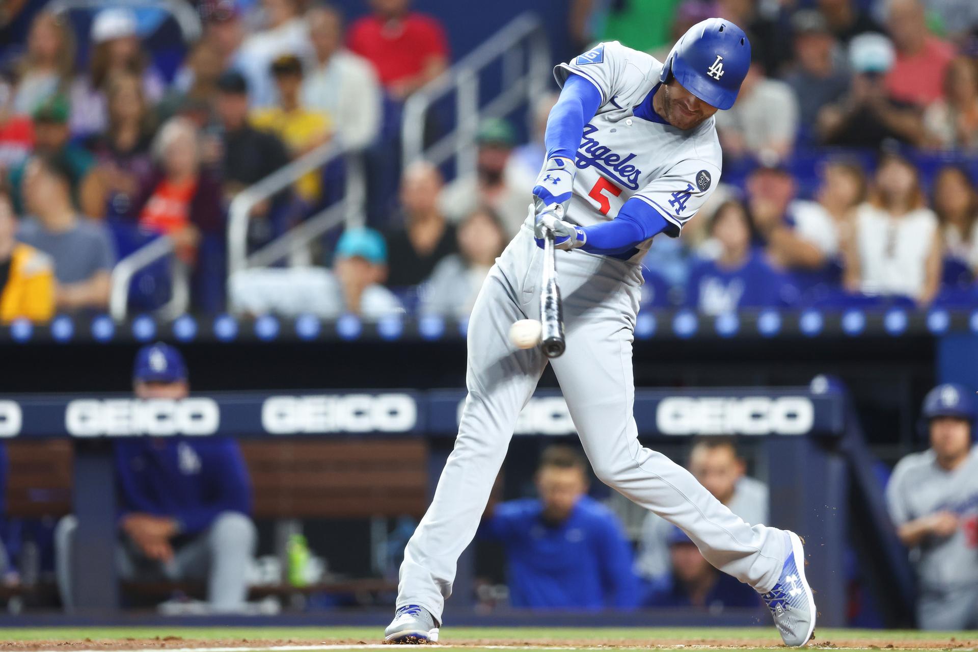 Freddie Freeman homering against the Marlins