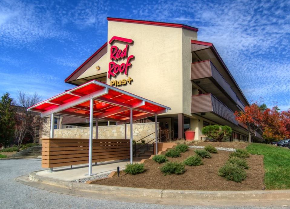 Red Roof Plus - Baltimore Airport