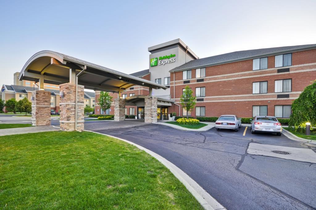 Holiday Inn Express - Detroit Metro Airport