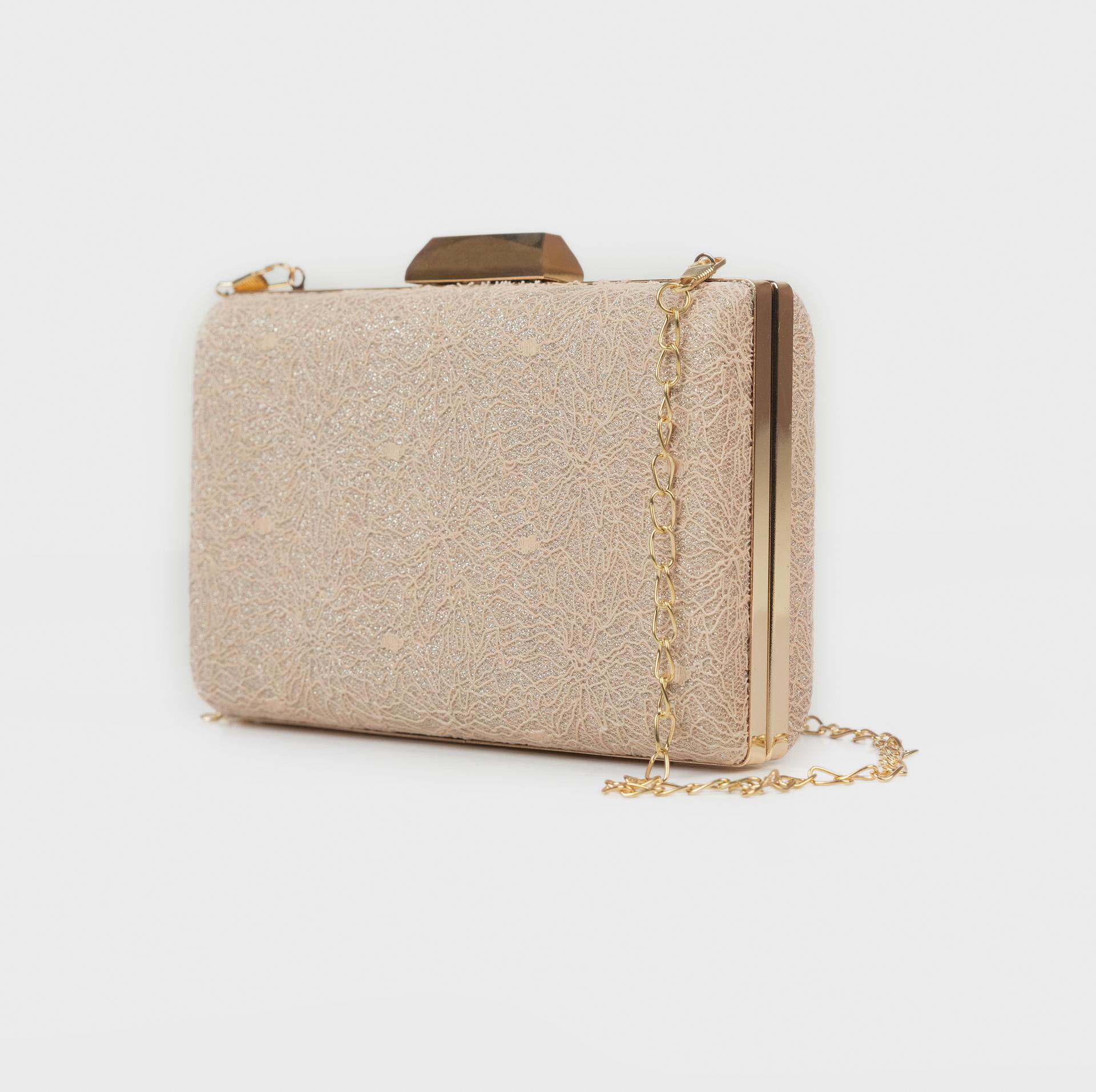 Women’s Clutches & Khussas