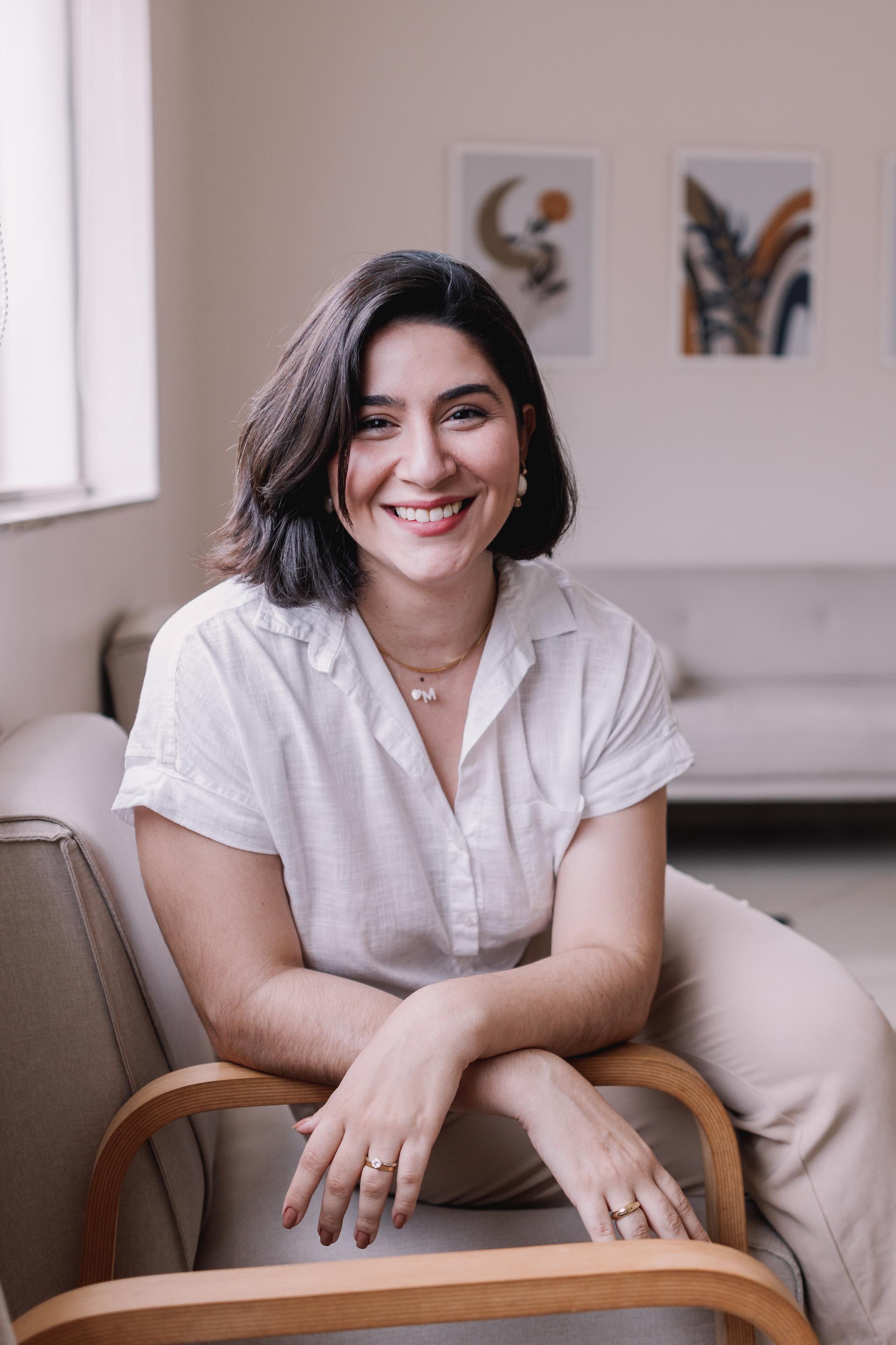 Carol Barros — Fonoaudióloga