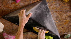 Zusammen Bouldern